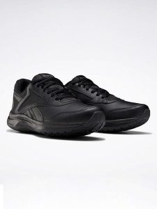 Reebok Sneakersy "Walk Ultra 7 DMX" w kolorze czarnym rozmiar: 39. Czarne trampki Reebok, bez wzorów, bez zapięcia. Za 241,56 zł.