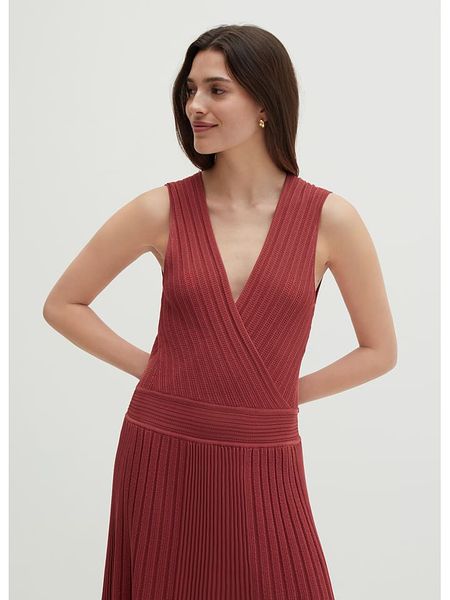 STEFANEL Sukienka w kolorze bordowym rozmiar: M. Czerwone sukienki Stefanel, m, bez wzorów, bez kołnierzyka, bez ramiączek, midi. Za 148,61 zł.