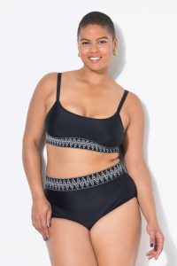 Damskie Figi od bikini wysoki stan pas z haftem. Czarne figi Ulla Popken, bez wzorów, z elastanu. Za 101,99 zł.