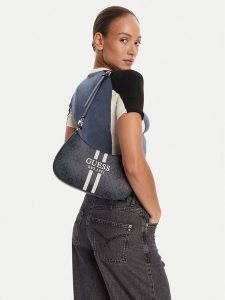 Guess Torebka HWOS96 72180 Czarny. Czarne torebki klasyczne Guess, z aplikacjami, ze skóry, bez dodatków. Za 549,99 zł.