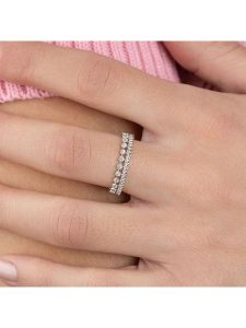 L'atelier précieux Srebrny pierścionek z cyrkoniami rozmiar: 64. Szare pierścionki l'Atelier precieux, z cyrkonią, srebrne. Za 239,99 zł.