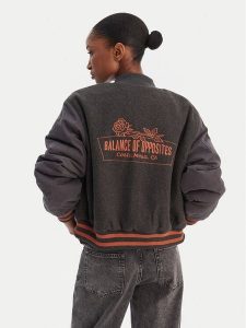 RVCA Kurtka bomber Ryan 23B163507 Szary Regular Fit. Szare kurtki RVCA, m, bez wzorów, z syntetyku, bez kaptura. Za 599,99 zł.