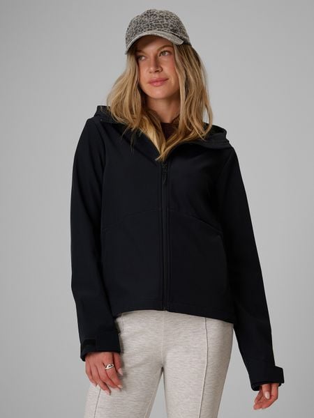 4F Kurtka softshell wiatroodporna membrana 5000 damska - czarna S. Czarne kurtki 4f, l, bez wzorów, z softshellu, bez kaptura. Za 299,99 zł.