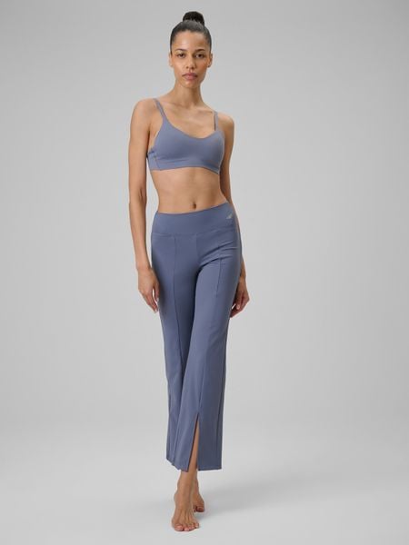 4F Spodnie do jogi z rozszerzanymi nogawkami damskie - niebieskie XS. Niebieskie spodnie dresowe 4f, l, bez wzorów, ze skóry. Za 169,99 zł.