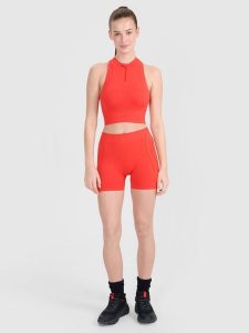 4F Legginsy krótkie bezszwowe treningowe damskie - czerwone XS/S. Czerwone legginsy 4f, bez wzorów, z dzianiny, z podwyższonym stanem, krótkie. W wyprzedaży za 39,99 zł.