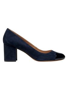 Geox Skórzane czółenka "Virnilisa" w kolorze granatowym rozmiar: 37. Niebieskie czółenka Geox, bez wzorów, bez obcasa, bez zapięcia. Za 235,50 zł.