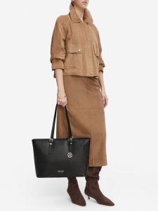 Nine West Torebka EO-QUIET ELEGANCE-LDA9895 Czarny. Czarne shopper bag Nine West, bez wzorów, bez dodatków. Za 449,99 zł.