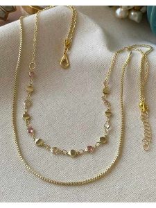 Luseera Pozłacany naszyjnik z kryształami - dł. 55 cm rozmiar: onesize. Czerwone naszyjniki Luseera, z kryształem, pozłacane. Za 39,99 zł.