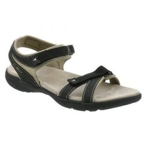 Buty do chodzenia damskie CMP Adib. Brązowe buty trekkingowe CMP, z materiału, bez zapięcia. Za 253,00 zł.