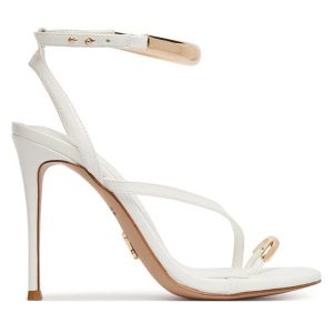 Klapki Steve Madden. Białe klapki Steve Madden, bez wzorów, bez obcasa. Za 478,99 zł.