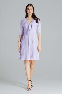 Elegancka Sukienka z Plisowanym Dołem - Fioletowa. Fioletowe sukienki Figl, l, bez wzorów, z elastanu, eleganckie, bez kołnierzyka, bez ramiączek, plisowane. Za 289,00 zł.