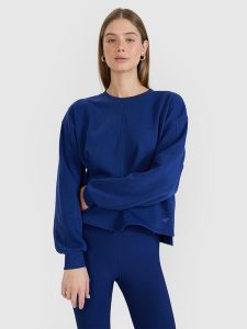 4F Bluza dresowa oversize nierozpinana bez kaptura damska - granatowa S. Niebieskie bluzy 4f, s, bez wzorów, z bawełny, bez kaptura. W wyprzedaży za 79,99 zł.