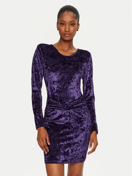 Rinascimento Sukienka codzienna CFC0121760003 Fioletowy Regular Fit. Fioletowe kombinezony Rinascimento, na co dzień, xl, bez wzorów, z syntetyku, bez kołnierzyka, bez ramiączek, proste. Za 229,99 zł.