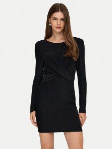 ONLY Sukienka koktajlowa Rich 15360278 Czarny Regular Fit. Czarne kombinezony ONLY, s, bez wzorów, z syntetyku, wizytowe, bez kołnierzyka, bez ramiączek. Za 129,99 zł.