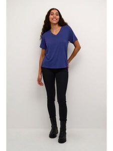 Kaffe Koszulka w kolorze granatowym rozmiar: M. Niebieskie bluzki Kaffe, m, bez wzorów, z wiskozy, klasyczne, bez kołnierzyka, bez ramiączek. Za 74,11 zł.