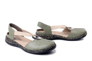 RIEKER 46361-52 green, sandały damskie. Zielone sandały Rieker, bez wzorów, z gumy, bez obcasa, bez zapięcia. Za 329,90 zł.