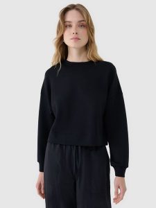 4F Bluza dresowa nierozpinana z modalem damska - czarna M. Czarne bluzy 4f, m, bez wzorów, z dresówki, bez kaptura. W wyprzedaży za 119,99 zł.