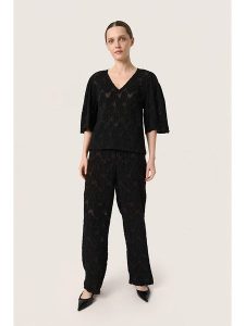 Soaked in Luxury Bluzka w kolorze czarnym rozmiar: L. Czarne bluzki Soaked in Luxury, l, bez wzorów, bez kołnierzyka, bez ramiączek. Za 152,99 zł.