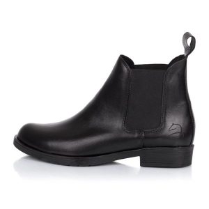 Buty jeździeckie sztyblety skórzane Rusttler damskie niskie Karo czarne. Czarne botki bez wzorów, z materiału, bez obcasa, bez zapięcia. Za 529,52 zł.