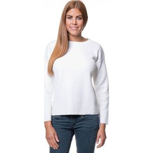 Sweter w kolorze białym. Białe swetry oversize marki Benetton. W wyprzedaży za 150,95 zł.