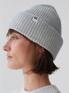 OPUS Czapka beanie w kolorze szarym rozmiar: onesize. Szare czapki Opus, bez wzorów, z materiału. Za 83,42 zł.