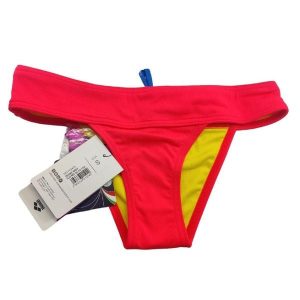 Dół od stroju kąpielowego damskiego slipy damskie na basen Arena Desire. Czerwone bikini Arena, bez wzorów. Za 69,99 zł.