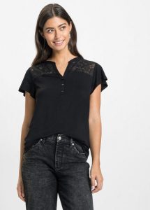 T-shirt z dekoltem henley z mieszanki wiskozy. Czarne t-shirty bonprix, bez wzorów, z koronki, bez kołnierzyka, bez ramiączek. Za 62,99 zł.
