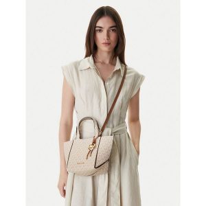 Torebka MICHAEL Michael Kors. Białe shopper bag MICHAEL Michael Kors, bez wzorów, bez dodatków. Za 798,99 zł.