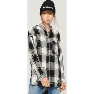 Koszula oversize w kratkę - Czarny. Koszule marki Sinsay. W wyprzedaży za 39,99 zł.