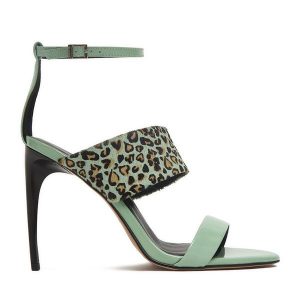 Sandały Eva Minge. Zielone sandały Eva Minge, bez wzorów, bez obcasa, na szpilce, bez zapięcia. Za 429,99 zł.