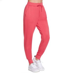 Spodnie sportowe damskie Skechers Skechluxe Restful Jogger Pant. Czerwone spodnie dresowe Skechers, l, bez wzorów, z elastanu, na fitness i siłownię. Za 159,99 zł.