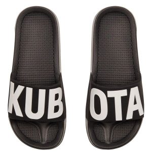 Kubota Klapki Basenowe Basic 2.0. Czarne klapki Kubota, bez wzorów, bez obcasa. Za 99,99 zł.