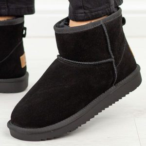 Czarne skórzane ciepłe zimowe eskimoski, mukluki Cambell 13313. Czarne buty zimowe Cambell, z dzianiny, z okrągłym noskiem, bez obcasa, bez zapięcia. Za 239,00 zł.
