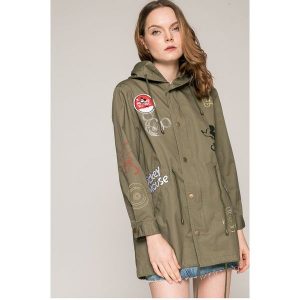 Desigual - Parka Appassionata. Płaszcze marki Desigual. W wyprzedaży za 479,90 zł.