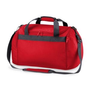 Torba podróżna Bag Base Freestyle. Czerwone torby podróżne i sportowe BAGBASE, bez wzorów, z materiału, na ramię. Za 94,20 zł.