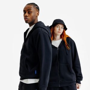 Bluza na suwak unisex Elementals. Czarne bluzy DECATHLON, uniwersalny, bez wzorów, z bawełny, z kapturem. Za 199,99 zł.