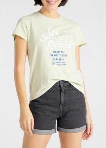 LEE GRAPHIC TEE DAMSKI T-SHIRT KOSZULKA NADRUK LOGO REGULAR FIT SUMMER GREEN L41AEPNK 112108854. Zielone bluzki Lee, l, bez wzorów, bez kołnierzyka, bez ramiączek. Za 69,99 zł.