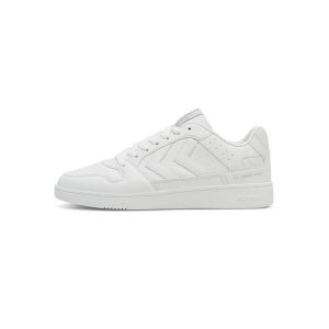 Sneakersy Hummel St. Power Play. Białe buty sportowe Hummel, bez wzorów, bez zapięcia, tenisowe. W wyprzedaży za 256,00 zł.