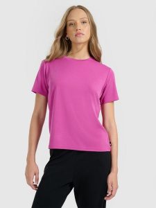 4F T-shirt z prążkowanej dzianiny z modalem damski - różowy M. Czerwone t-shirty 4f, m, bez wzorów, z dzianiny, bez kołnierzyka, bez ramiączek. W wyprzedaży za 69,99 zł.