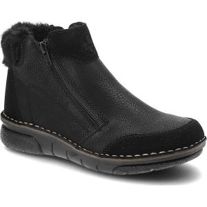 Czarne Botki Rieker Wygodne Buty Na Zimę. Czarne botki Rieker, na zimę, bez wzorów, z futra, bez obcasa, na platformie, bez zapięcia. Za 279,00 zł.