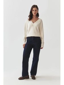TATUUM Sweter w kolorze kremowym rozmiar: XL. Brązowe swetry oversize Tatuum, xl, bez wzorów, ze splotem, bez ramiączek. Za 202,50 zł.