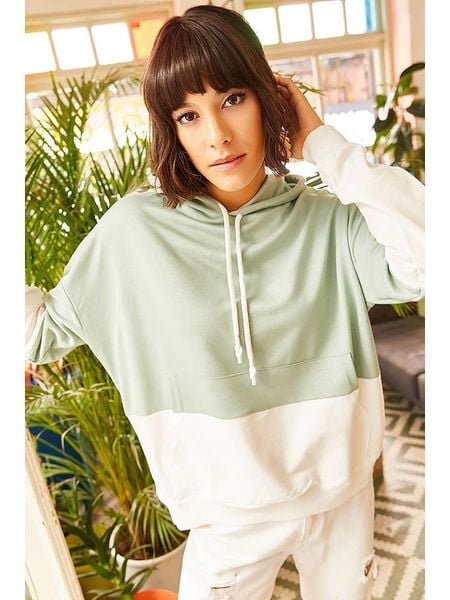 Trendyol Bluza w kolorze biało-jasnozielonym rozmiar: L. Białe bluzy Trendyol, l, bez wzorów, z bawełny, z kapturem. Za 87,40 zł.