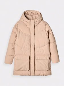 4F Kurtka puchowa w kolorze beżowym rozmiar: M. Brązowe kurtki 4f, m, bez wzorów, z puchu, bez kaptura. Za 174,84 zł.