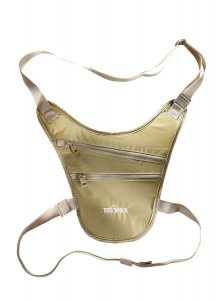 Saszetka Tatonka Skin Chest Holster. Brązowe nerki i saszetki Tatonka, bez wzorów, z nylonu. Za 87,99 zł.