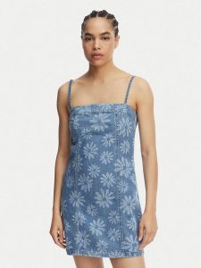 Roxy Sukienka jeansowa Dreamy Daze ERJDD03011 Niebieski Regular Fit. Niebieskie kombinezony Roxy, s, bez wzorów, z bawełny, bez kołnierzyka, bez ramiączek. Za 319,99 zł.