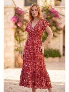 SOULSHAE Sukienka w kolorze czerwonym rozmiar: XXL/3XL. Czerwone sukienki SOULSHAE, xl, bez wzorów, bez kołnierzyka, bez ramiączek, maxi. Za 154,95 zł.