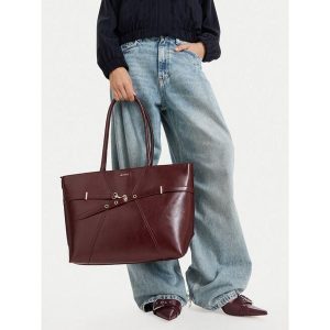 Torebka Jenny Fairy. Czerwone shopper bag Jenny Fairy, bez wzorów, bez dodatków. Za 159,99 zł.