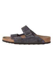 Birkenstock Skórzane klapki "Arizona" w kolorze antracytowym rozmiar: 41. Czarne klapki Birkenstock, bez wzorów, ze skóry, z otwartym noskiem, bez obcasa. Za 354,95 zł.
