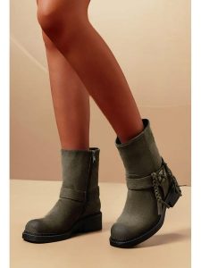 C'M Botki w kolorze khaki rozmiar: 36. Brązowe botki C'M, bez wzorów, bez obcasa, bez zapięcia. Za 152,99 zł.