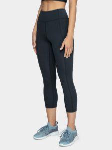 4F Legginsy treningowe 7/8 szybkoschnące damskie XXS. Czarne legginsy 4f, bez wzorów, z dzianiny, z podwyższonym stanem. W wyprzedaży za 69,99 zł.